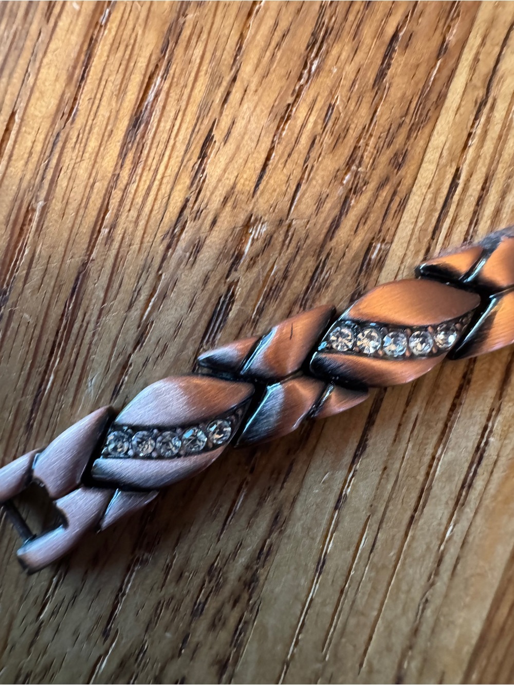 Vintage Copper Tone Rhinestone & Magnetic Therapy Bracelet โ ~7.5"